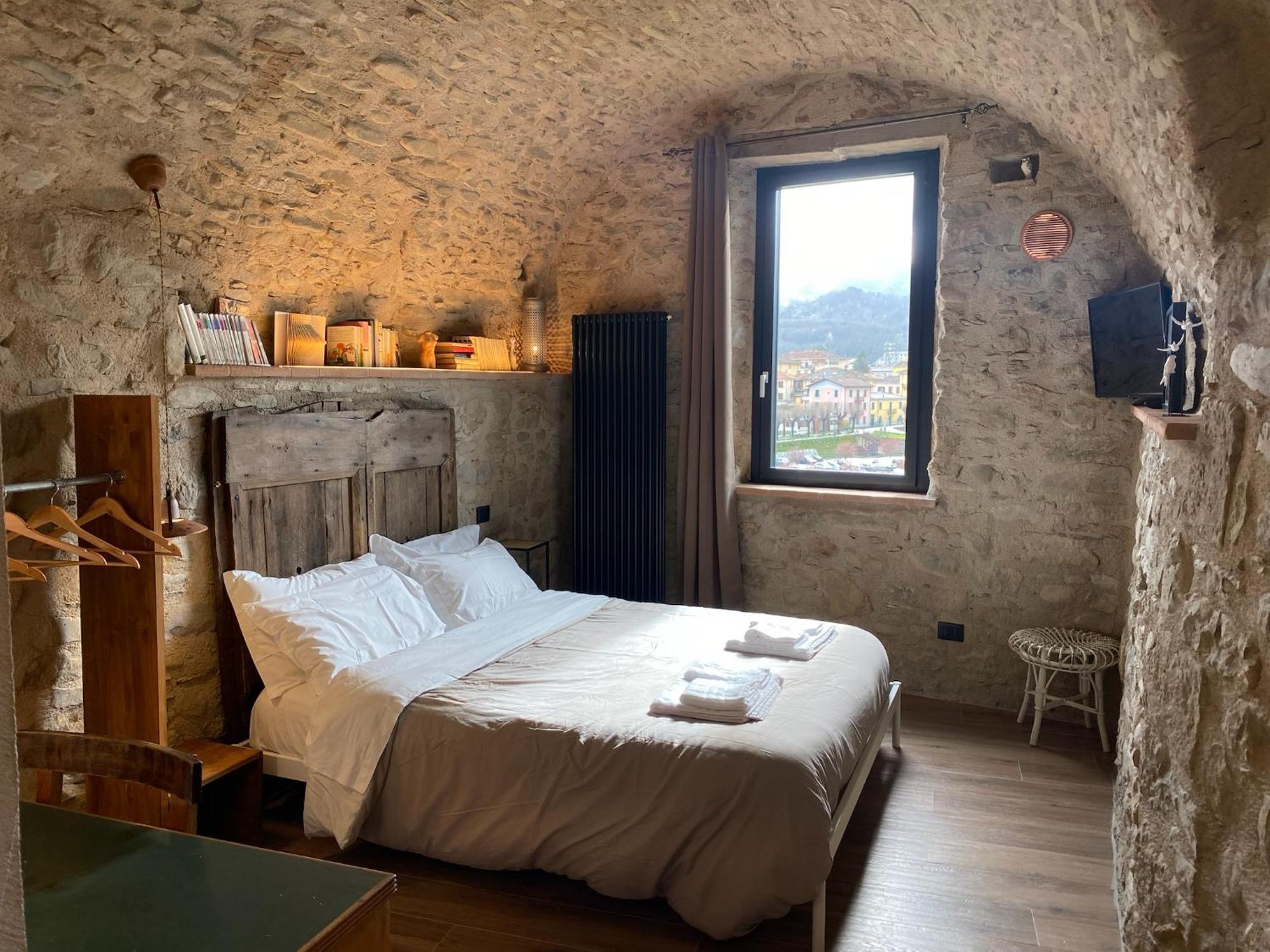 La Casa Medievale Suites E Spa ポントレーモリ エクステリア 写真