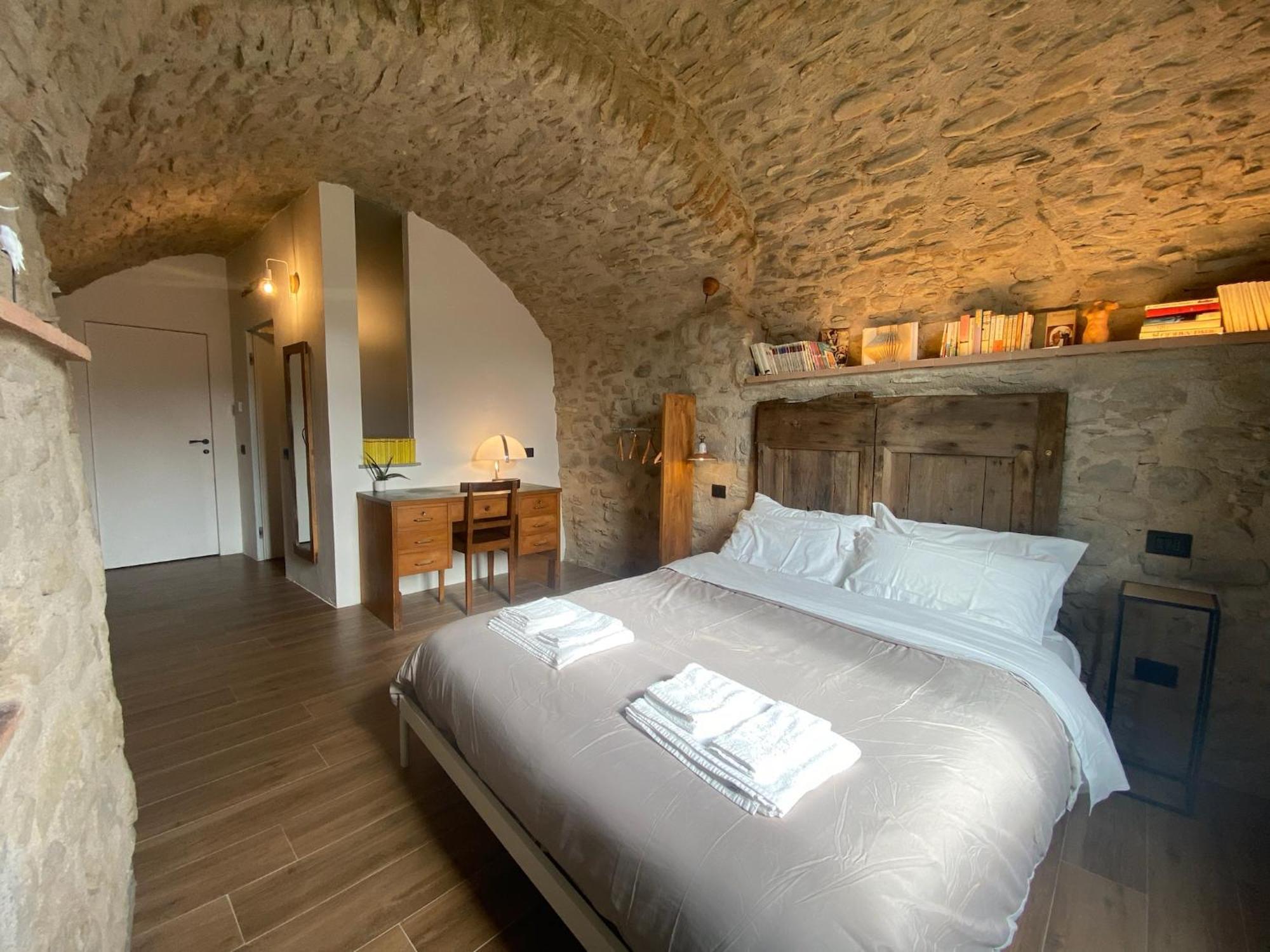 La Casa Medievale Suites E Spa ポントレーモリ エクステリア 写真
